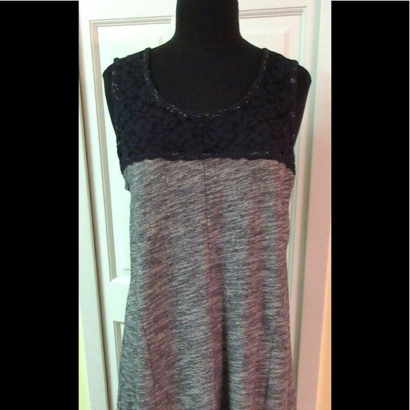 Anthropologie Dresses & Skirts - Anthropologie tunic dress by Lilka sleeveless sz L